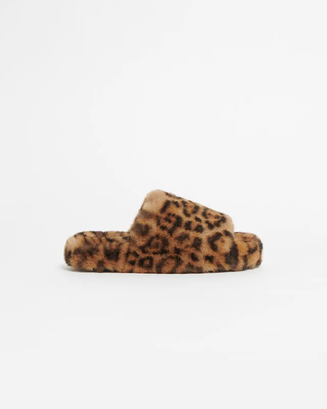 Dillon Leopard Slide